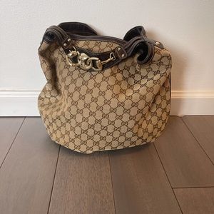 Gucci horsebit hobo bag in excellent condition!